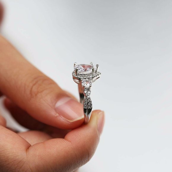 925 Sterling Silver Pear Cut White Sapphire Ring - Picture 5 of 5